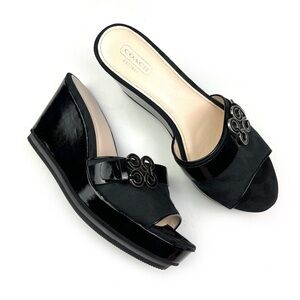 Like new Coach Geri Black Canvas Patent Leather Wedge Slide Sandals size 8.5